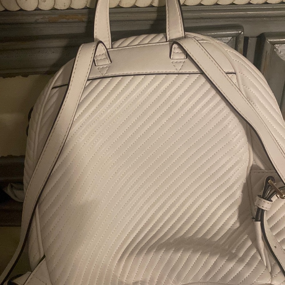 rainbow pride backpack!! - Picture 3 of 4